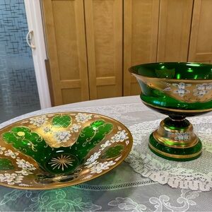 Elegant Green and Gold Decorative Bowl Set